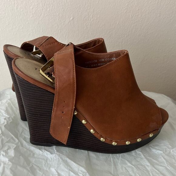 torrid Shoes - Torrid Studded Wooden Platform Wedges Wide Width Brown Size 10
